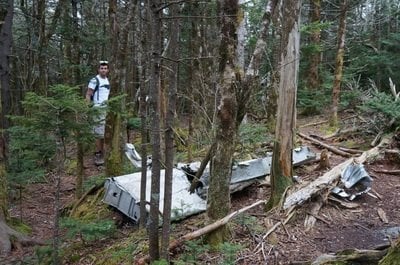 plane crash in woods grandfather mountain