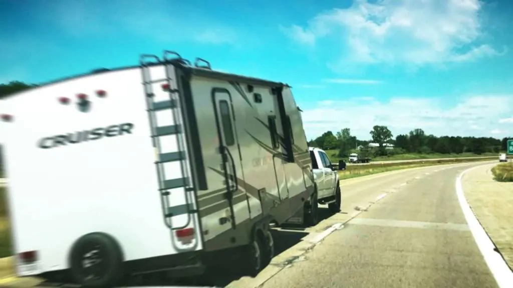 Weight Distribution Hitches: Tame Your Travel Trailer While Towing